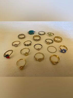 Gold and Multicolor Floral Stackable Rings Set - 17 pieces